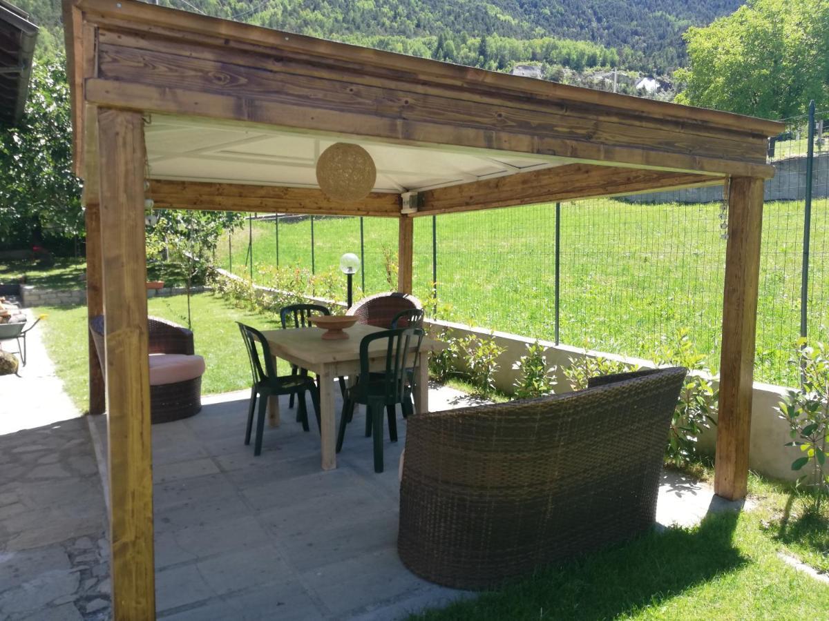 La Taverna Di Elide Aymavilles Kültér fotó