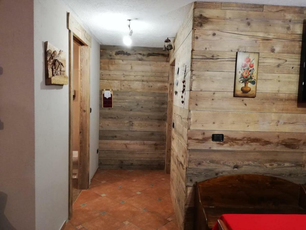 La Taverna Di Elide Aymavilles Kültér fotó